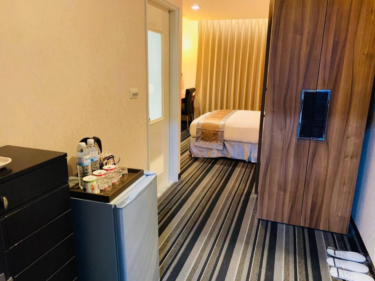 Kaishen Sinsu Hotel T'ai-tung Exteriör bild
